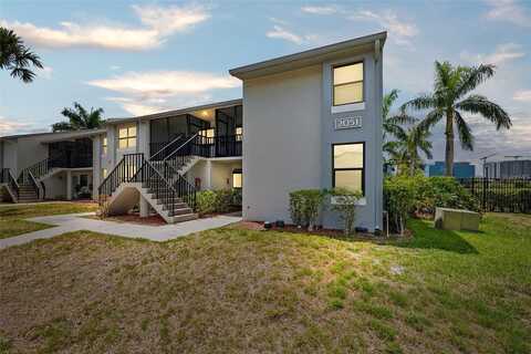 Skimmer Court W, Clearwater, FL 33762