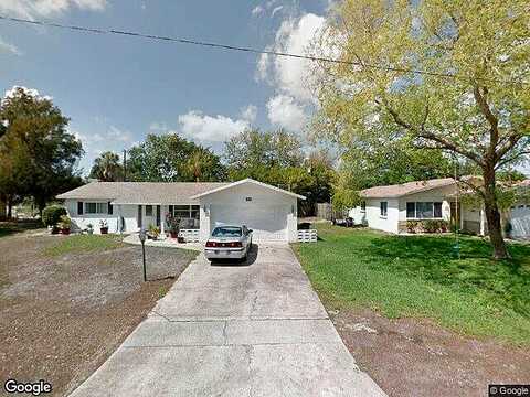 Maryland Avenue Ne, Saint Petersburg, FL 33703