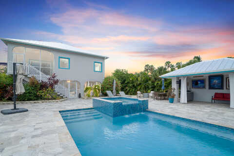 W Kingfish Lane Lane, Sugarloaf Key, FL 33042