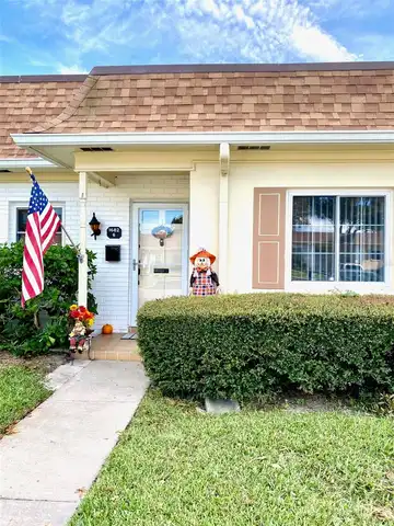 S Lake Avenue, Clearwater, FL 33756