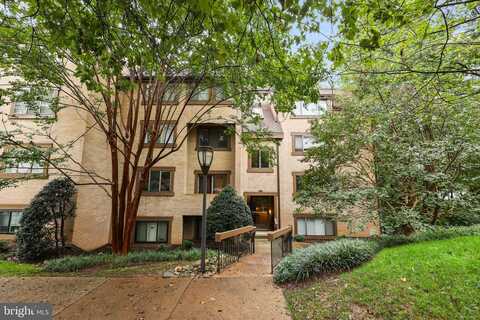 Parkcrest Circle, Reston, VA 20190