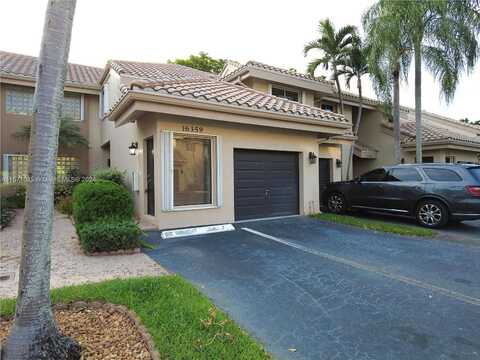 Malibu Dr, Weston, FL 33326