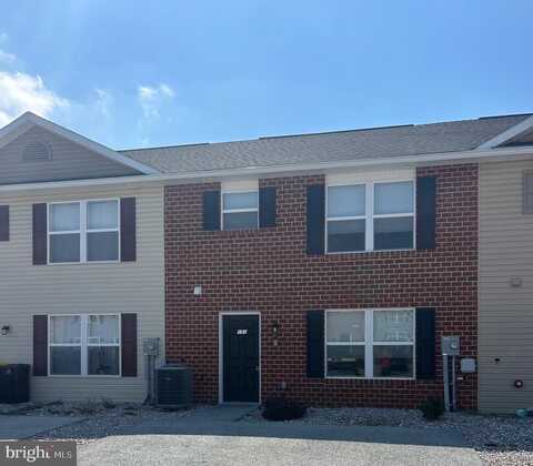 Delano Dr, Chambersburg, PA 17201