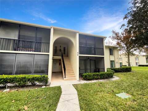 Pine Glen Lane, Tarpon Springs, FL 34688