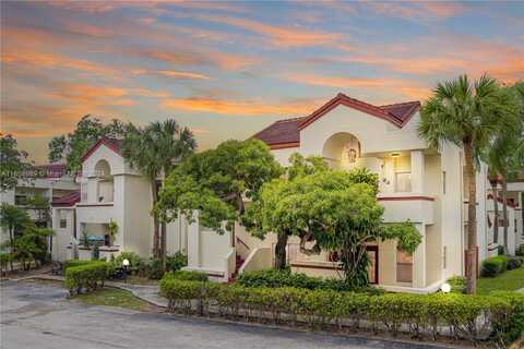 Avon Ln, North Lauderdale, FL 33068