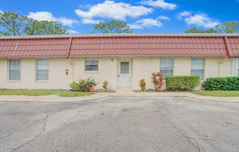 Laconia Circle, Lake Worth, FL 33467