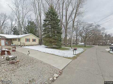 Wenwood, FENTON, MI 48430