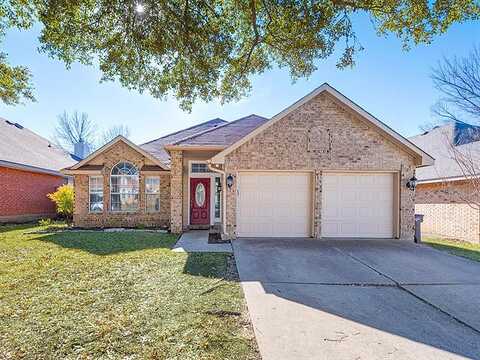 Salado, FORT WORTH, TX 76118