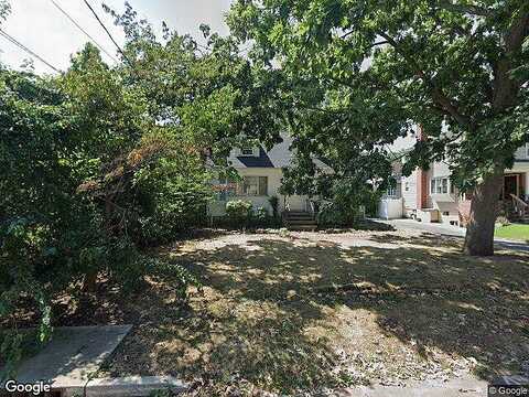Chester, VALLEY STREAM, NY 11580