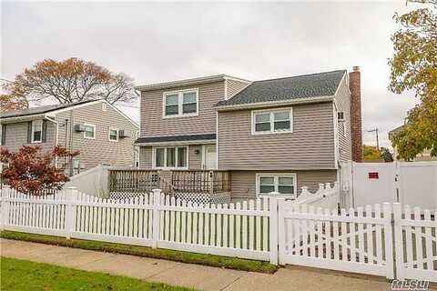 East, COPIAGUE, NY 11726