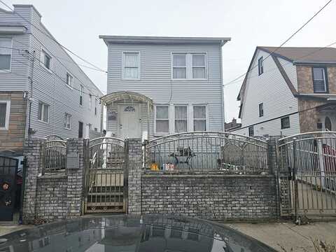 111-19 121 St, So Ozone Park, NY 11420