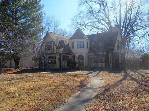 Halsted, ROCKFORD, IL 61103
