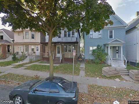 8Th, MILWAUKEE, WI 53215