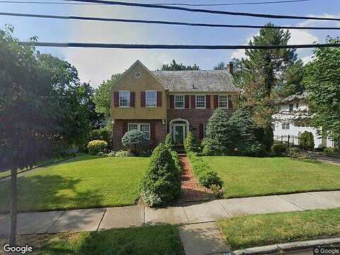 Demott, ROCKVILLE CENTRE, NY 11570