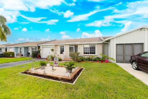 Lakewood Circle, Margate, FL 33063