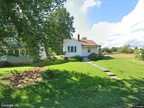 3Rd, ROSICLARE, IL 62982