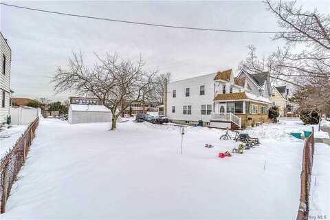 Mahland, OCEANSIDE, NY 11572