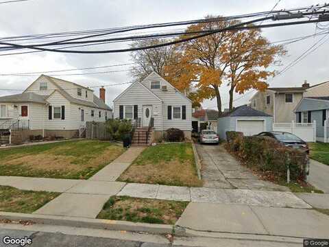 Central, MERRICK, NY 11566