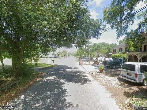 Grayson Ave, PASS CHRISTIAN, MS 39571