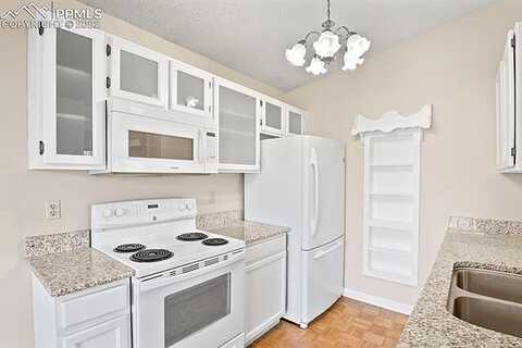 Barnes, COLORADO SPRINGS, CO 80917