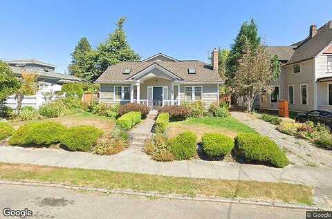 Avenue, SNOHOMISH, WA 98290