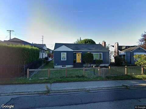 11Th, BREMERTON, WA 98312