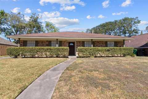Silver Forest, HOUSTON, TX 77092