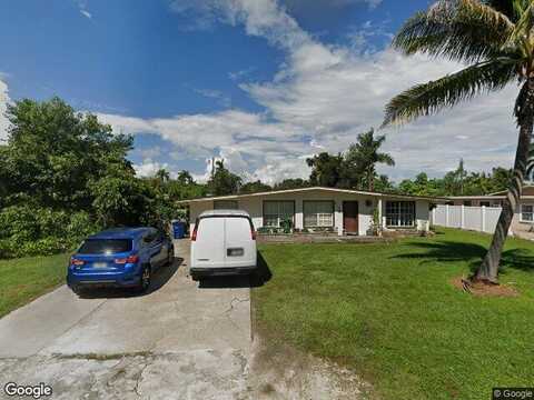 Pineview, FORT MYERS, FL 33901