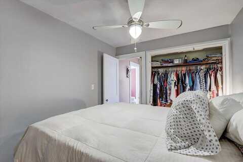 58Th, MILWAUKEE, WI 53210