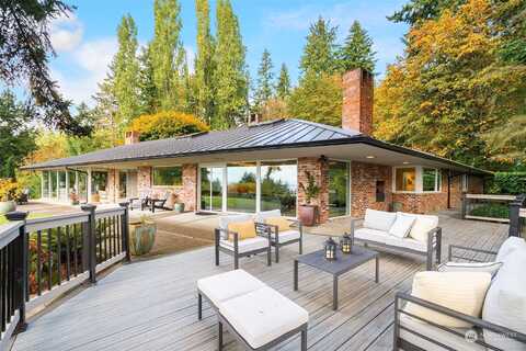 Hilltop, SEATTLE, WA 98177