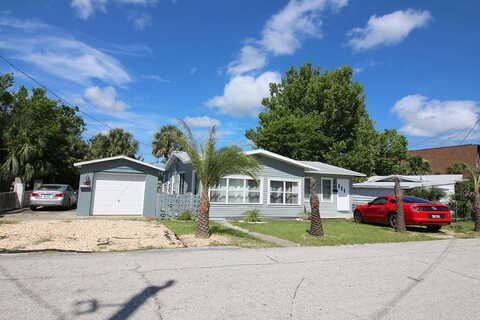 Holly, DAYTONA BEACH, FL 32117