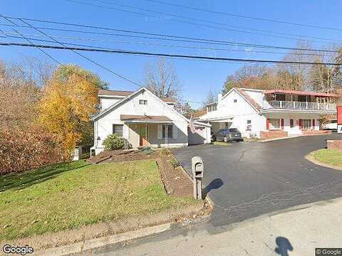 1St Street, APOLLO, PA 15613