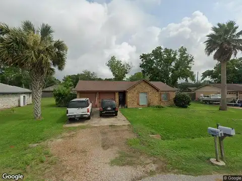 Ivy, FREEPORT, TX 77541