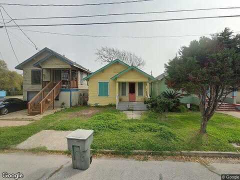 31St, GALVESTON, TX 77550