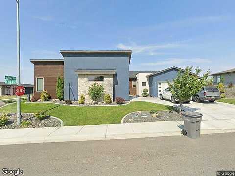 Young, KENNEWICK, WA 99338