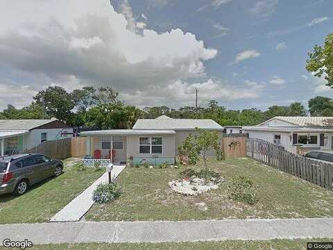 Roberta, ORMOND BEACH, FL 32176