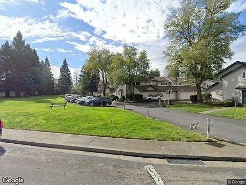 Meadow Pines, ROHNERT PARK, CA 94928