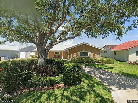 4Th Palm, ST PETE BEACH, FL 33706