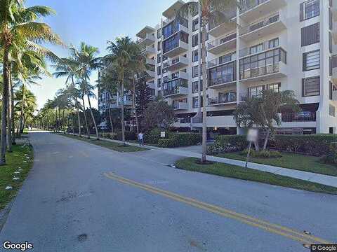 Crandon, KEY BISCAYNE, FL 33149