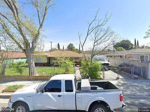 Pine, NEWHALL, CA 91321