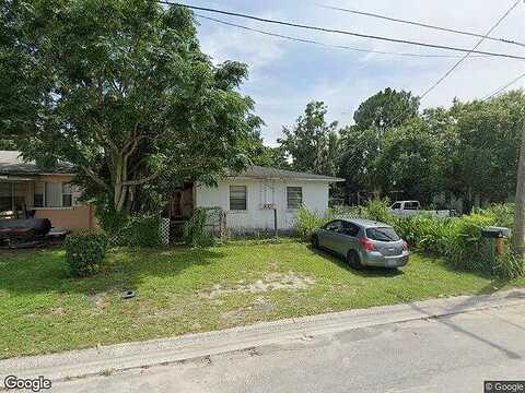 Avenue P, WINTER HAVEN, FL 33881