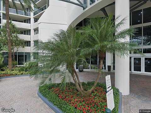 Collins, SUNNY ISLES BEACH, FL 33160