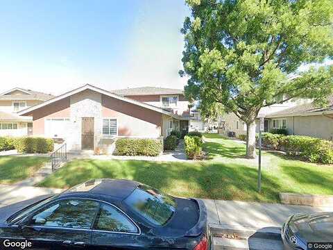 Calle Zafiro, NEWBURY PARK, CA 91320