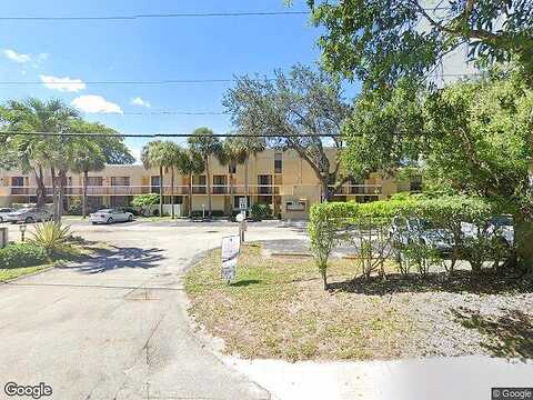 30Th, DAVIE, FL 33328