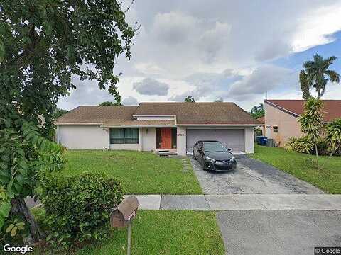 35Th, LAUDERHILL, FL 33319