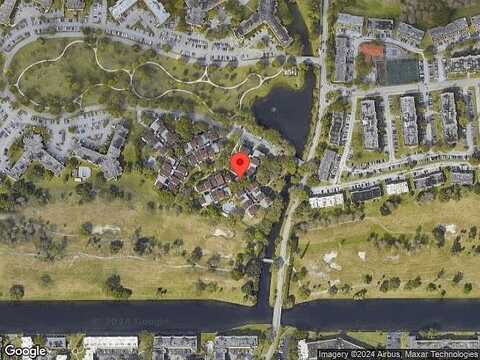 Falls Circle, LAUDERHILL, FL 33319