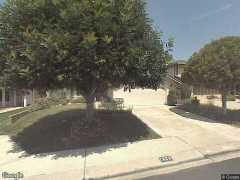 Longfellow, VISTA, CA 92081