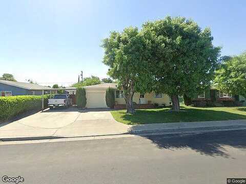 5Th, LIVINGSTON, CA 95334