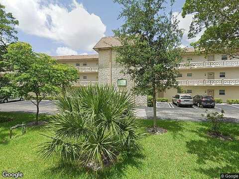 50Th, LAUDERDALE LAKES, FL 33319