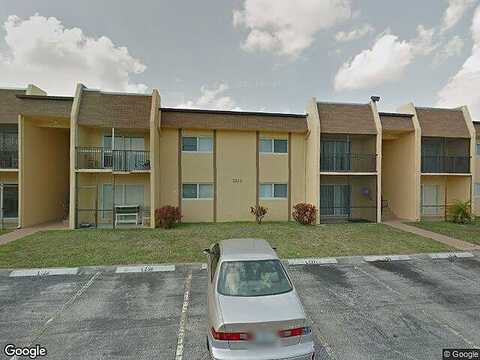 55Th, LAUDERHILL, FL 33313